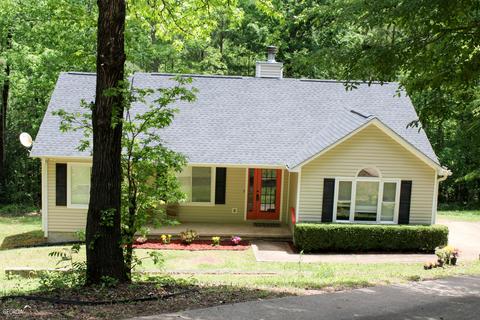 337 Waterview Dr, Lagrange, GA 30240 photo 2