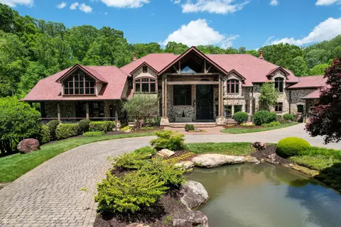 3509 Tanners Mill Cir, Gainesville, GA 30507