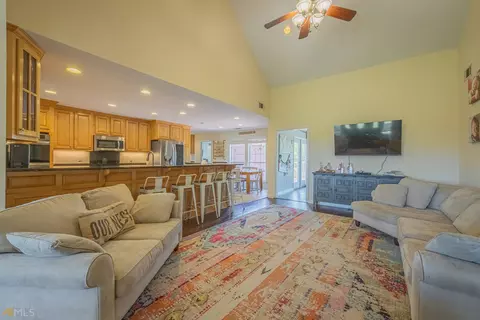 2577 Barton Rd, Bowman, GA 30624 photo 8