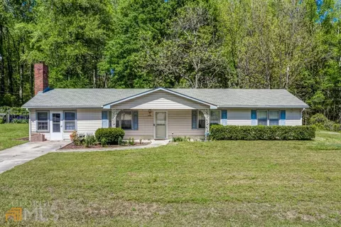 825 Ray Dr NW, Conyers, GA 30012