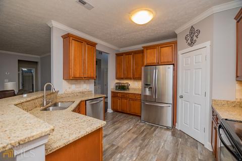 135 Cedar Ridge Dr, Lagrange, GA 30241 photo 9