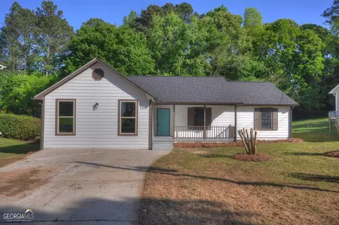 1330 Winslow Dr, Jonesboro, GA 30238