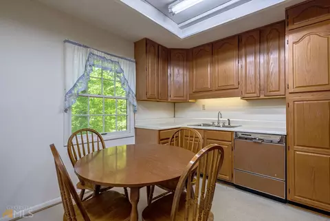 4024 Longview Dr, Chamblee, GA 30341 photo 10