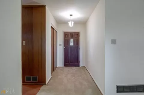 4024 Longview Dr, Chamblee, GA 30341 photo 3