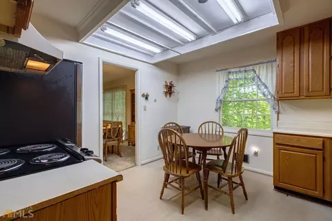 4024 Longview Dr, Chamblee, GA 30341 photo 8
