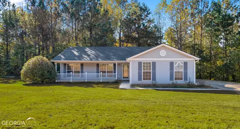 327 Shelley Ln, Locust Grove, GA 30248