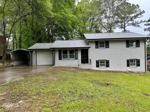 6436 Lanier Rd, Morrow, GA 30260 photo 1