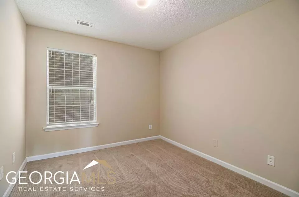  7672 Creekside Ln, Riverdale, GA 30296 photo 15