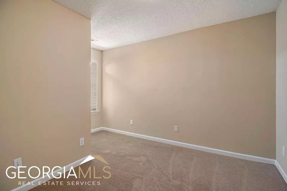  7672 Creekside Ln, Riverdale, GA 30296 photo 18