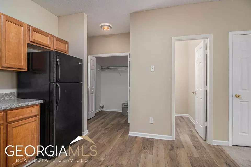  7672 Creekside Ln, Riverdale, GA 30296 photo 11