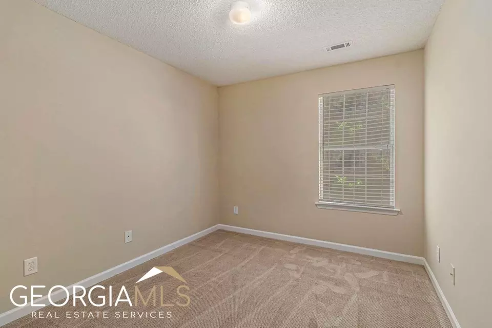  7672 Creekside Ln, Riverdale, GA 30296 photo 14