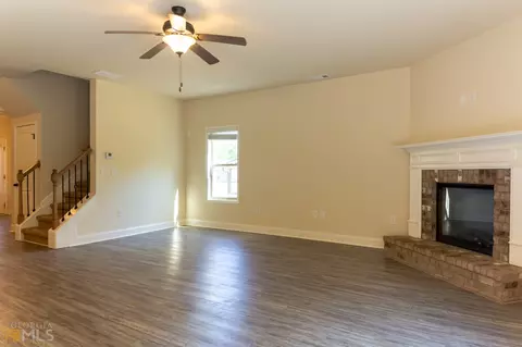 467 Stane Brook Ct, Jackson, GA 30233 photo 4