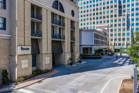 3040 Peachtree Rd NW #208, Atlanta, GA 30305