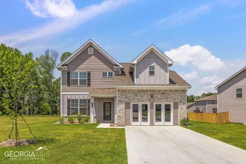 108 Denmon Ct, Calhoun, GA 30701