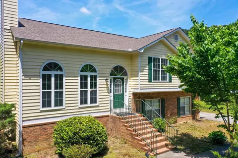 4645 Rabbit Farm Rd, Loganville, GA 30052