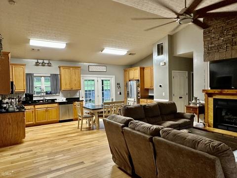 527 Jackson Rd, Barnesville, GA 30204 photo 5