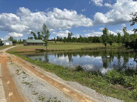 527 Jackson Rd, Barnesville, GA 30204 photo 1
