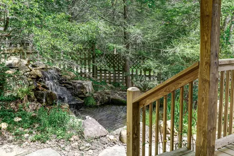 286 Pine Trl, Warne, NC 28909 photo 11