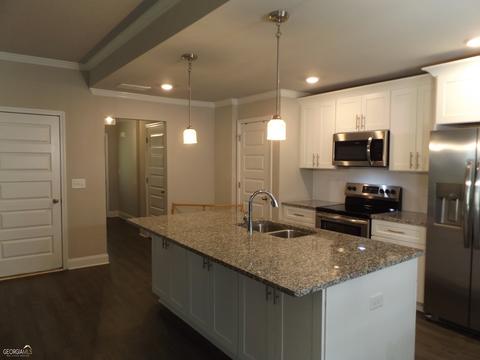 89 Julious Dr, Toccoa, GA 30577 photo 2