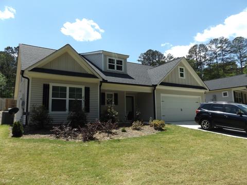 89 Julious Dr, Toccoa, GA 30577 photo 1