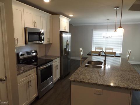 89 Julious Dr, Toccoa, GA 30577 photo 3