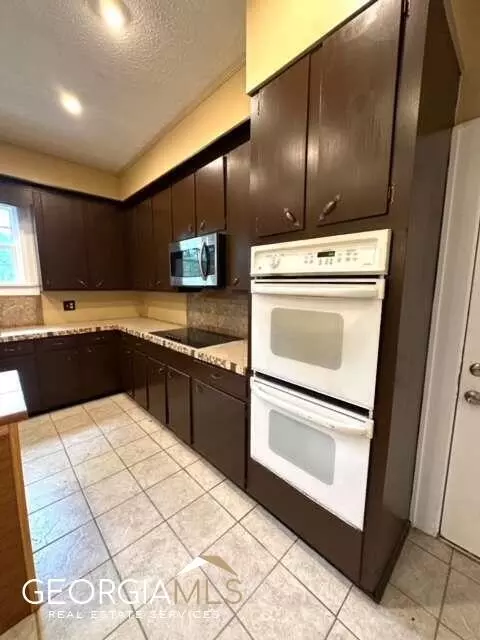 304 N Lanier St, Lyons, GA 30436 photo 11