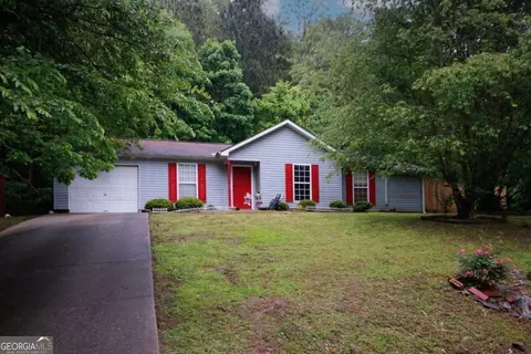 6824 Summit View Dr, Flowery Branch, GA 30542