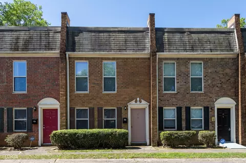 135 N River Dr #C, Sandy Springs, GA 30350