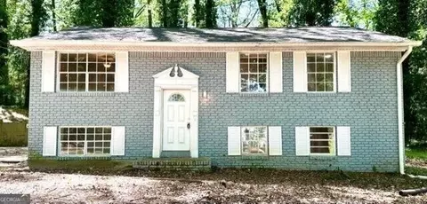 6495 Boca Raton Ct, Forest Park, GA 30297