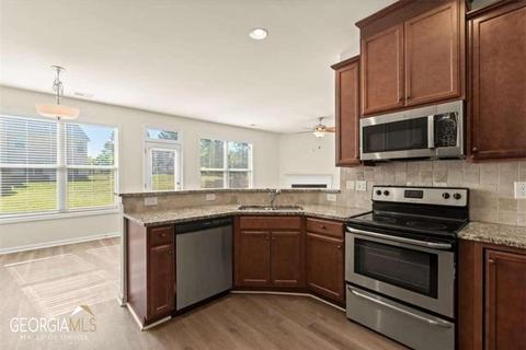 3065 Tofte Dr, Duluth, GA 30096 photo 9