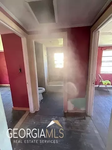  209 Baker St, Savannah, GA 31415 photo 9