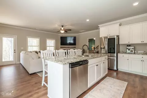 1409 Chapman Cir, Monroe, GA 30656 photo 11