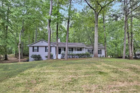 15 Woodberry Ct, Newnan, GA 30265