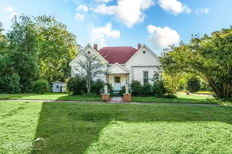 25 E Georgia Ave, Comer, GA 30629 photo 2