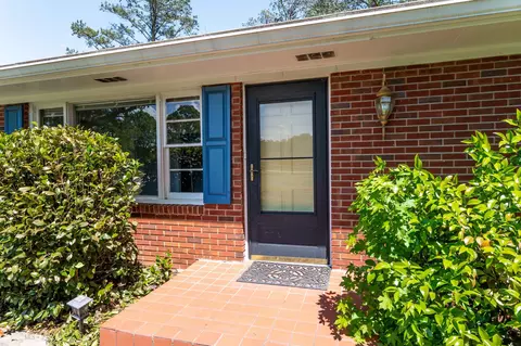 434 Prickett Ln, Douglasville, GA 30134