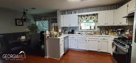 2885 Pinehigh Ct, Duluth, GA 30096 photo 5