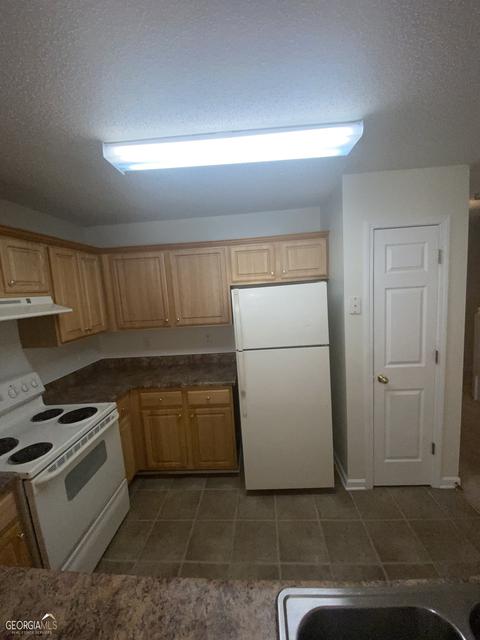 2201 Miranda Dr, Morrow, GA 30260 photo 16
