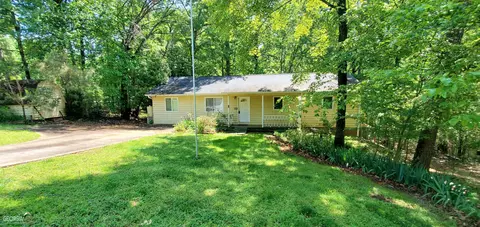 5951 Warpath Rd, Flowery Branch, GA 30542