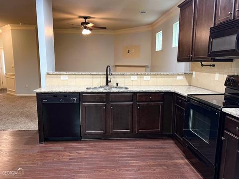 3446 Greyhawk Xing, Buford, GA 30519 photo 9