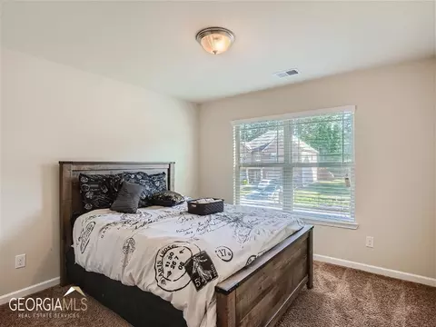 609 Toronto Cir, Hampton, GA 30228 photo 22