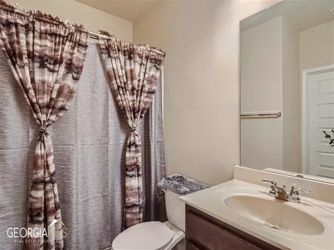 609 Toronto Cir, Hampton, GA 30228 photo 14
