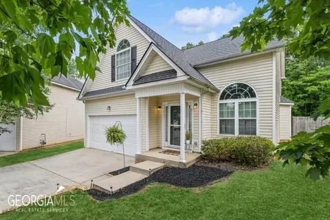 515 Amish Ave, Riverdale, GA 30296