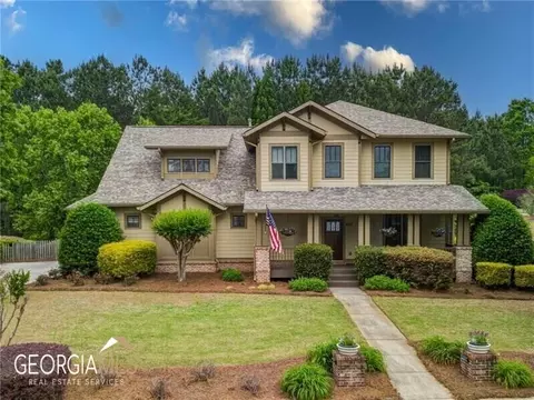 200 Kobuk Ct, Canton, GA 30114