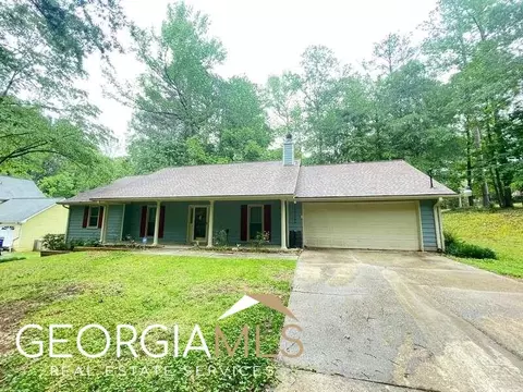 105 Maple Pl, Fayetteville, GA 30215