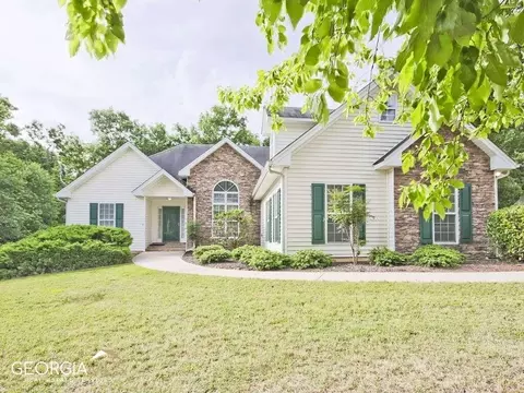 7345 Lanier Cove Ct, Cumming, GA 30041