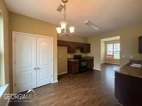 1501 Arbor Place Dr, Morrow, GA 30260 photo 9