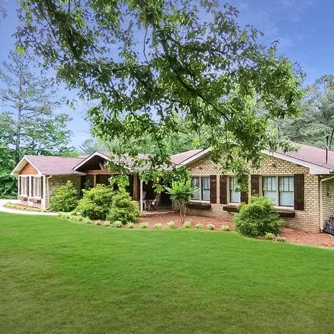 498 Wagon Trl, Woodstock, GA 30188