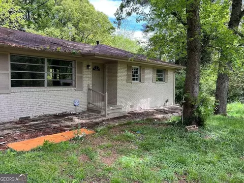 3865 Kirksford Dr, Decatur, GA 30035