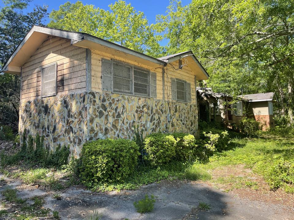 120 Bourbon St, Griffin, GA 30223 1 photo Movoto