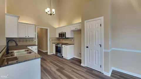 20 Forest Ct, Covington, GA 30016 photo 2